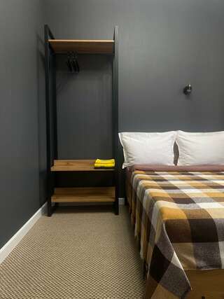 Гостиница Метелица Салехард Небольшой одноместный номер-1